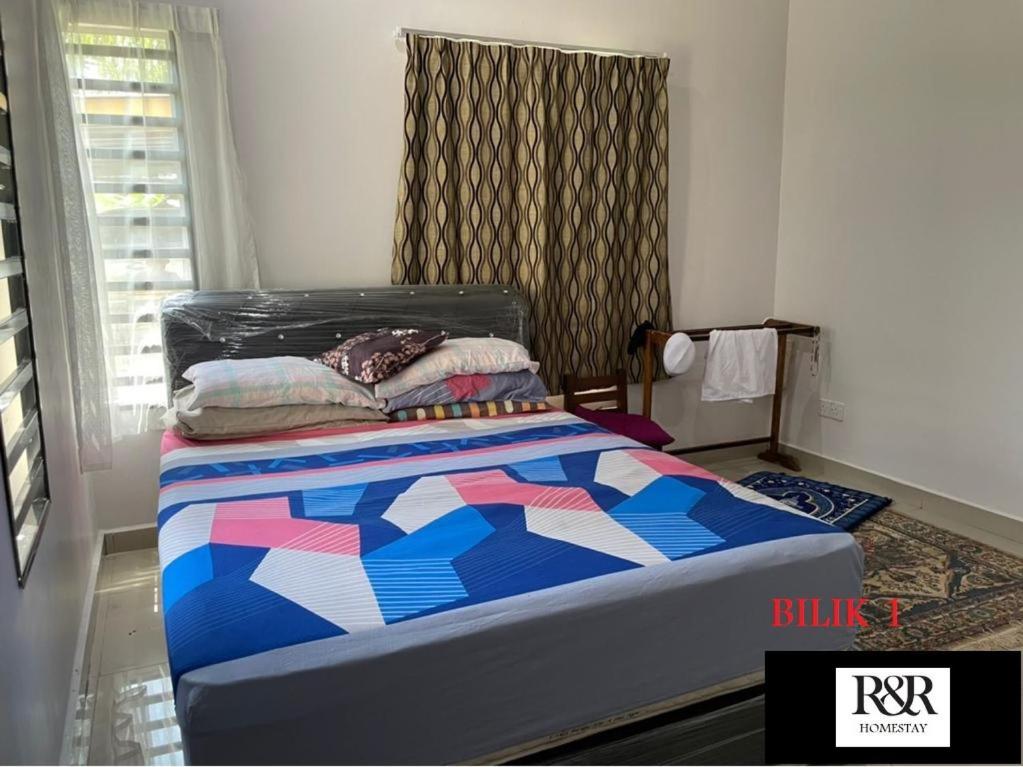 R & R Homestay Tanjung Karang Eksteriør bilde